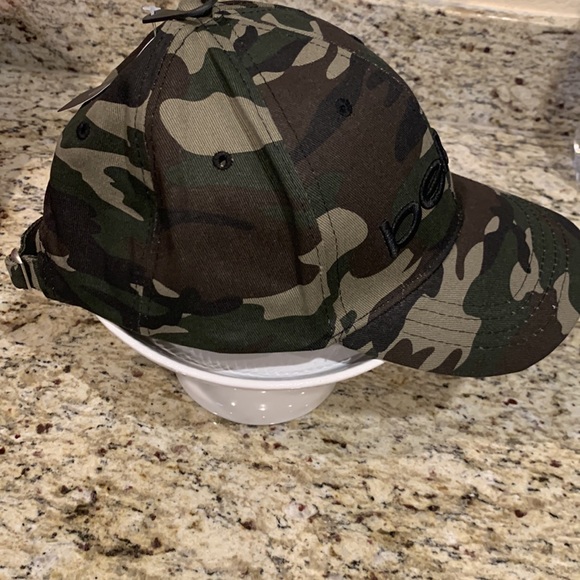 Woman’s Bebe Baseball Camouflage Hat - Picture 6 of 9